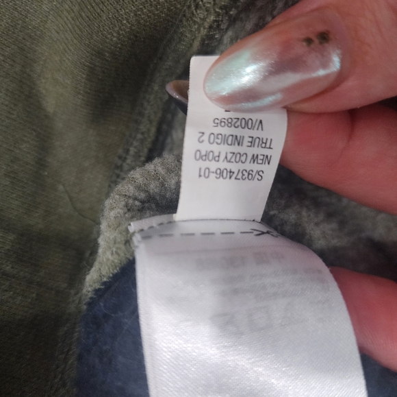 [ GAP] boys size 8,blue textured long sleeve hooded sweater w pocket  green arms - Picture 15 of 16